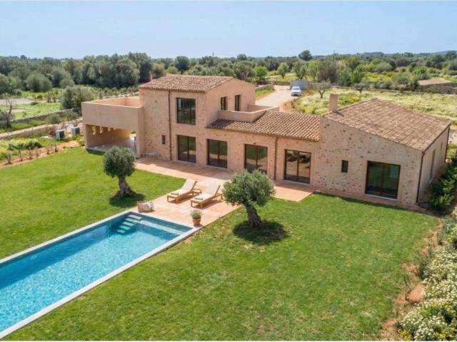 Casa rústica / Caserío en Venta en Santanyí