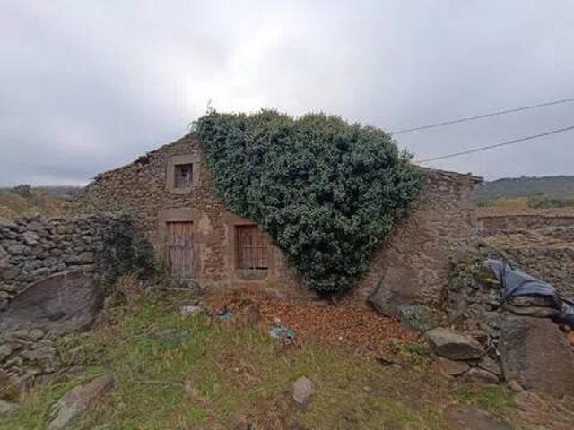 Casa rústica / Caserío en Venta en Santiago del Collado
