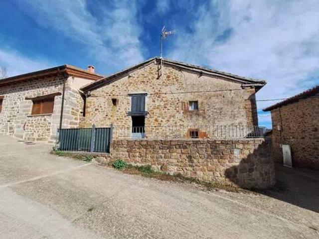 Casa rústica / Caserío en Venta en San Cebrián de Mudá