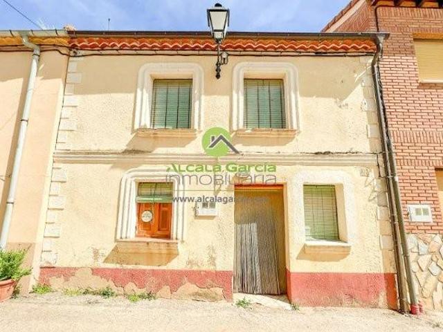 Casa rústica / Caserío en Venta en San Esteban de Gormaz