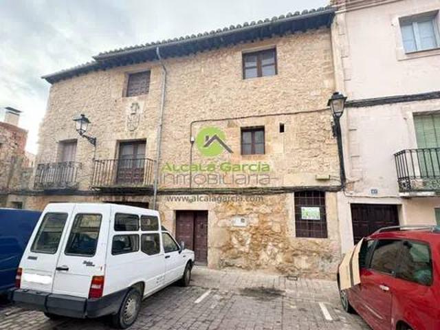 Casa rústica / Caserío en Venta en San Esteban de Gormaz