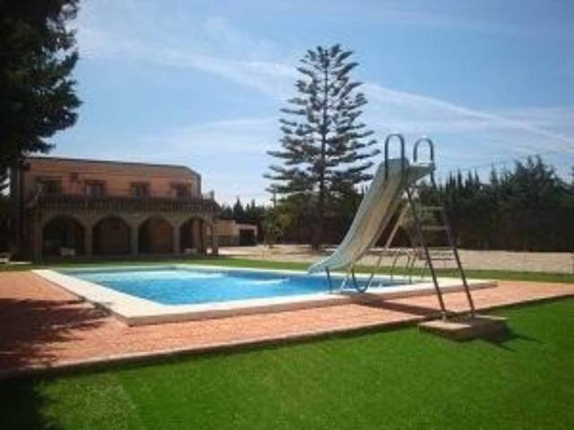 Casa rústica / Caserío en Venta en Sanlúcar de Barrameda