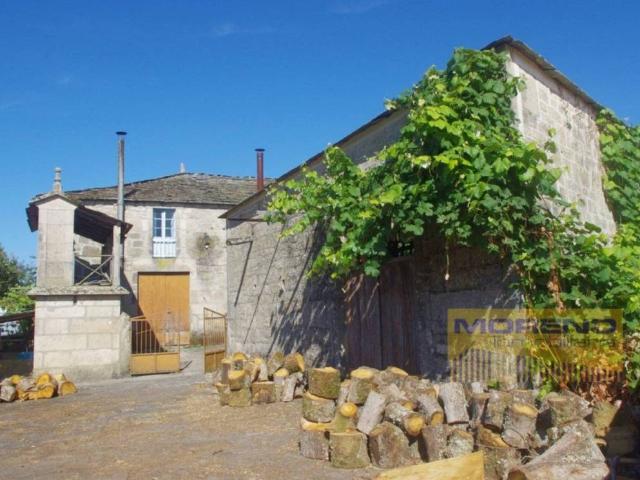 Casa rústica / Caserío en Venta en Sarria