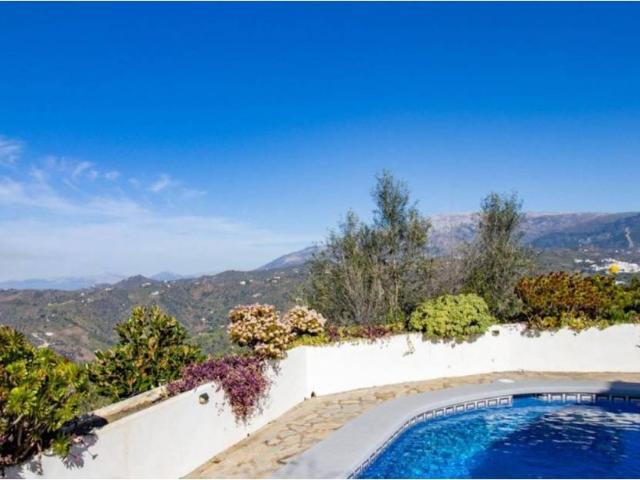 Casa rústica / Caserío en Venta en Sayalonga