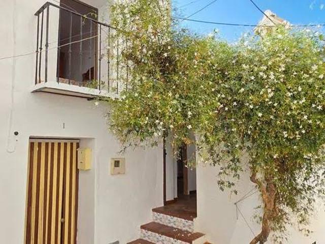 Casa rústica / Caserío en Venta en Sedella