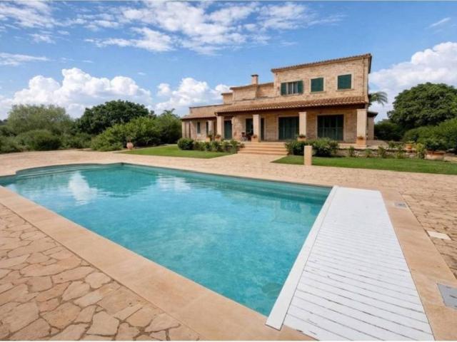Casa rústica / Caserío en Venta en Ses Salines