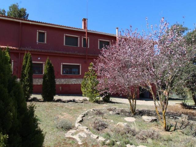 Casa rústica / Caserío en Venta en Sinarcas