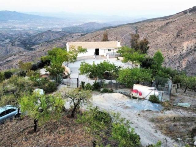 Casa rústica / Caserío en Venta en Sierro