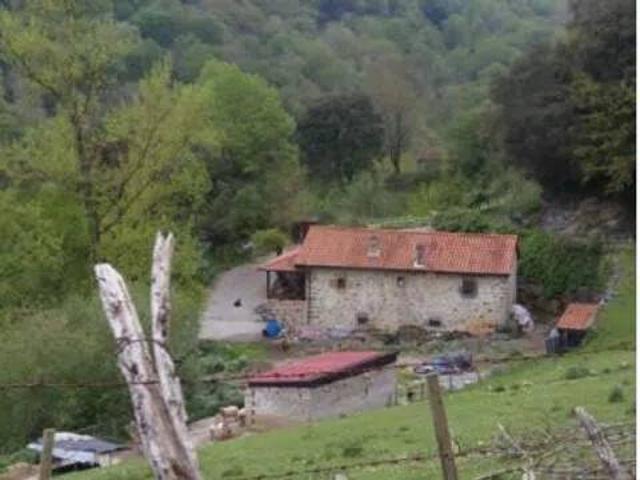 Casa rústica / Caserío en Venta en Soba