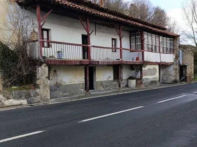 Casa rústica / Caserío en Venta en Soba
