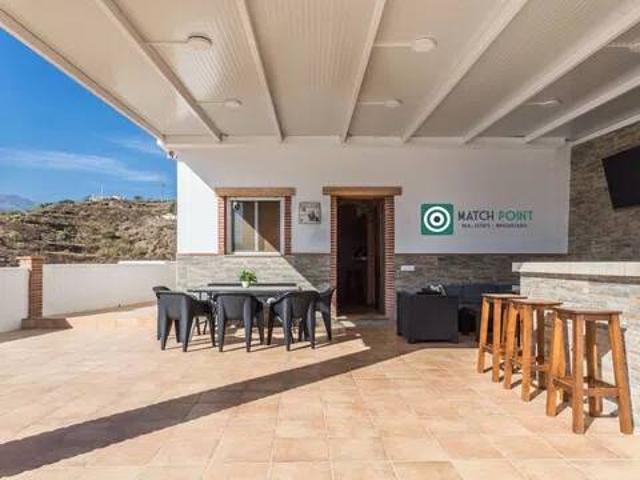 Casa rústica / Caserío en Alquiler en Almuñécar