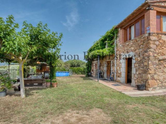 Casa rústica / Caserío en Alquiler en Calonge