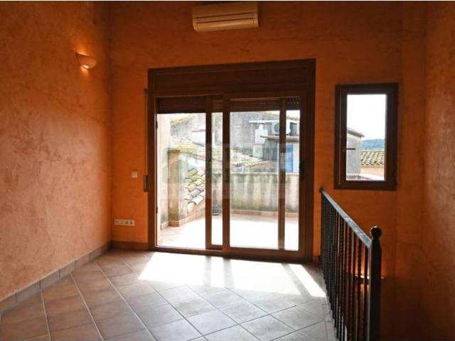 Casa rústica / Caserío en Alquiler en Corçà