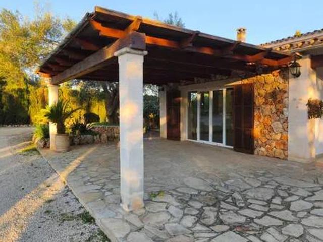 Casa rústica / Caserío en Alquiler en Lloret de Vistalegre