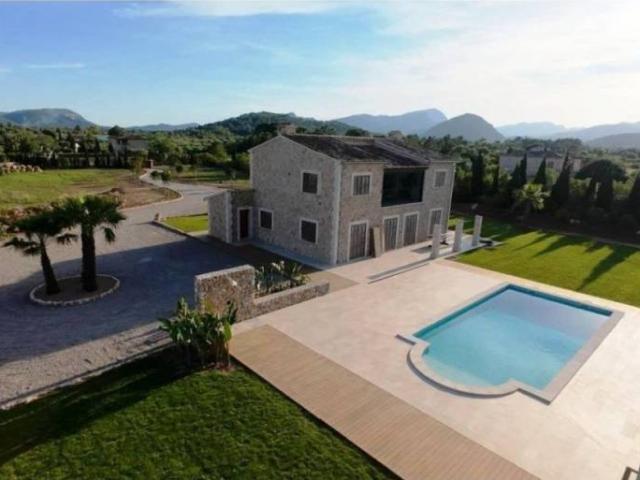 Casa rústica / Caserío en Alquiler en Pollença