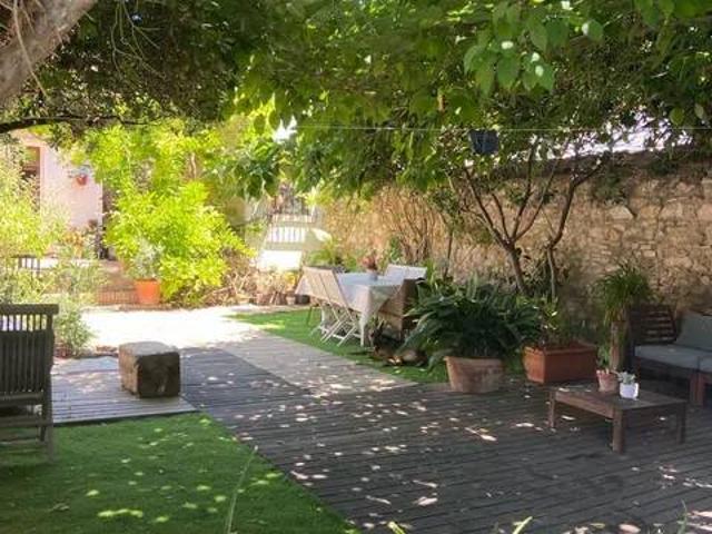 Casa rústica / Caserío en Alquiler en Rocafort
