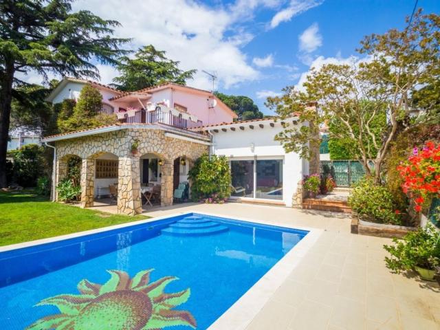 Casa rústica, Castell Platja d&apos Aro