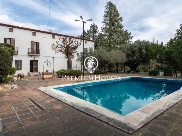 Casa rústica, Castellet i la Gornal
