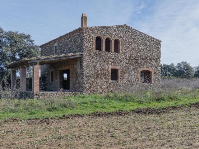 Casa rústica, Cruílles, Monells i Sant Sadurni de l&apos Heura