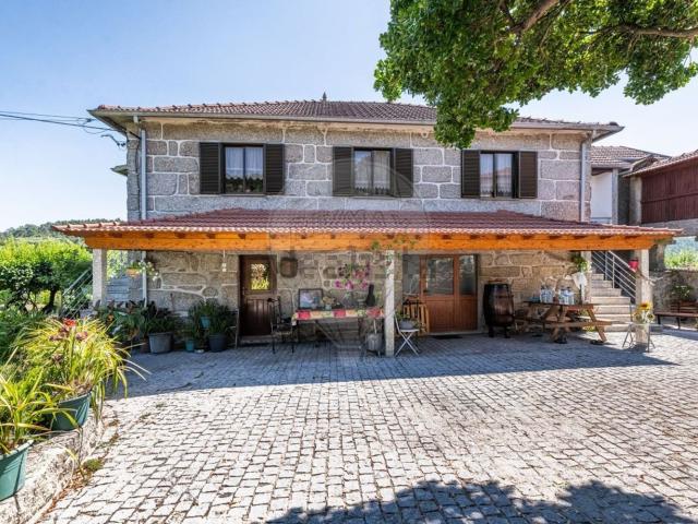 Casa rústica, Anissó e Soutelo