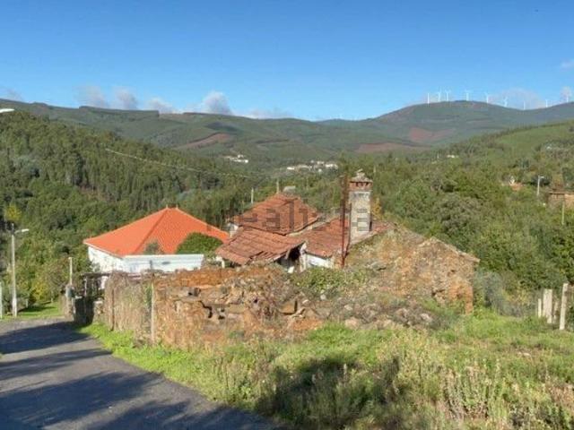 Casa rústica, Alvares