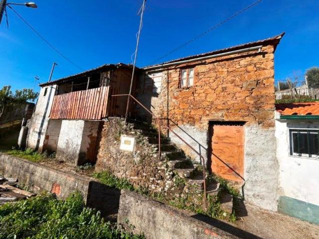 Casa rústica, Alvares