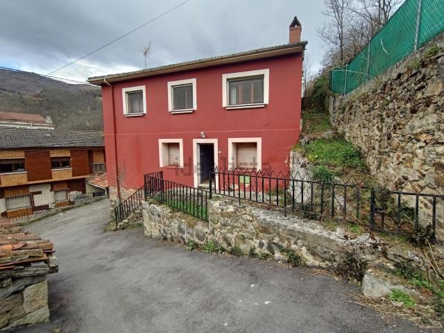 Casa rústica, Aller