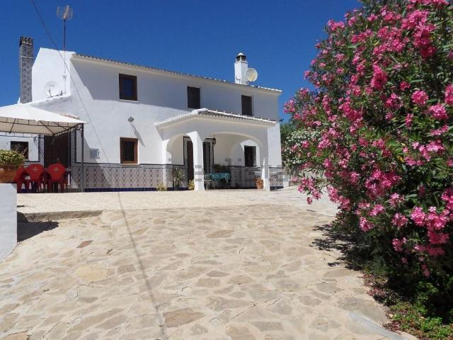 Casa rústica, Almogía