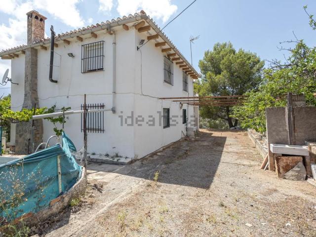 Casa rústica, Alozaina