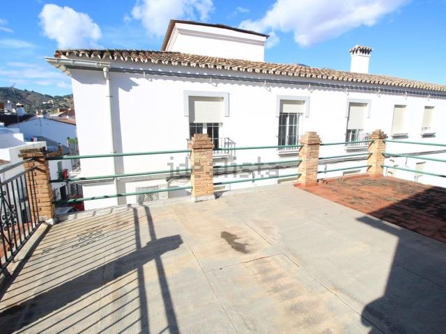 Casa rústica, Alozaina