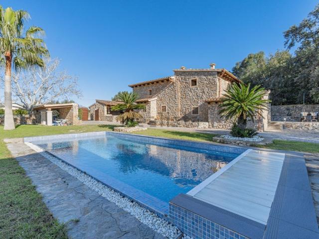 Casa rústica, Arta
