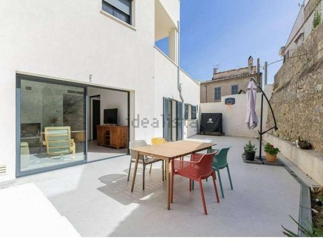 Casa rústica, Arta