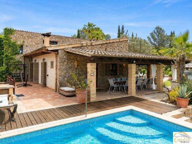 Casa rústica, Arta