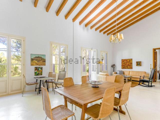 Casa rústica, Arta
