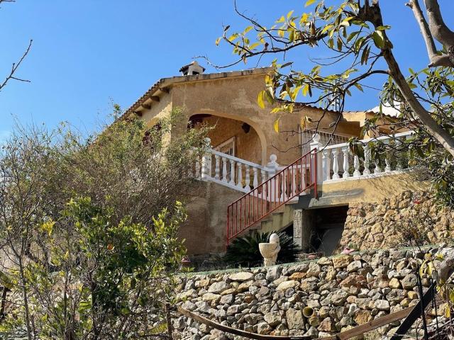 Casa rústica, Bolulla