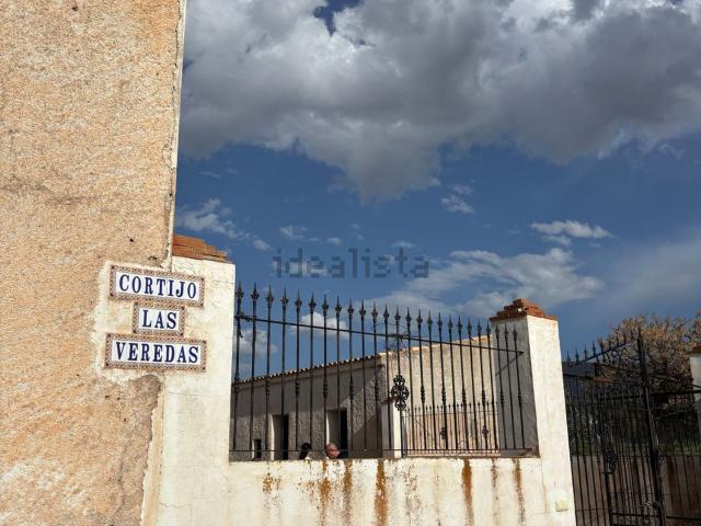 Casa rústica, Baza