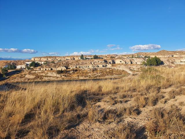 Casa rústica, Baza