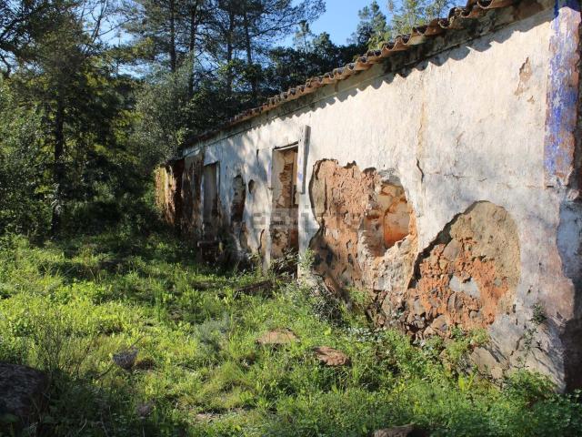 Casa rústica, Bensafrim e Barão de São João