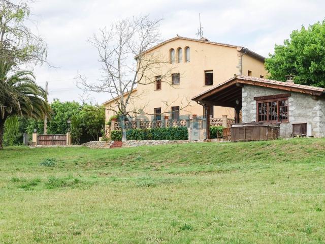 Casa rústica, Bescanó