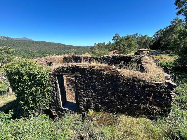 Casa rústica, Gondar e Orbacém