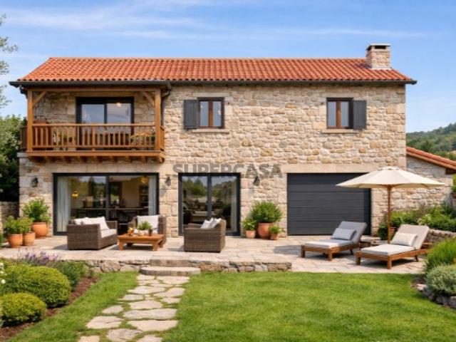 Casa Rústica de Pedra e Carvalho, em Quinta de 20.000m²