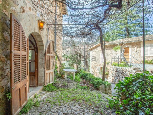 Casa rústica, Deià