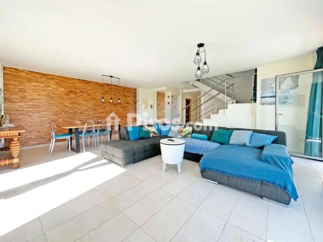 Casa rústica en alquiler en Calle de la Serra de Espadà