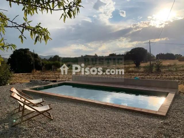 Casa rústica en alquiler en Camí de la Pera
