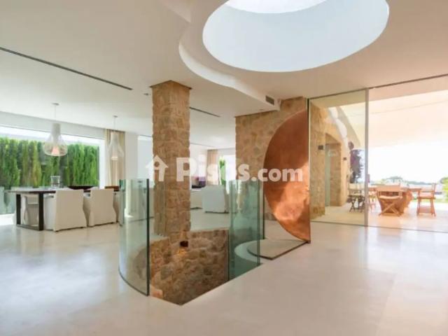 Casa rústica en alquiler en Carrer de la Perdiu, 2