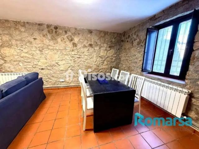 Casa rústica en alquiler en Gemuño