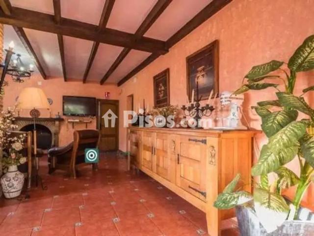 Casa rústica en alquiler en Jete