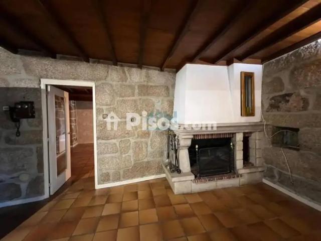 Casa rústica en alquiler en San Cibrao Das Viñas Capital