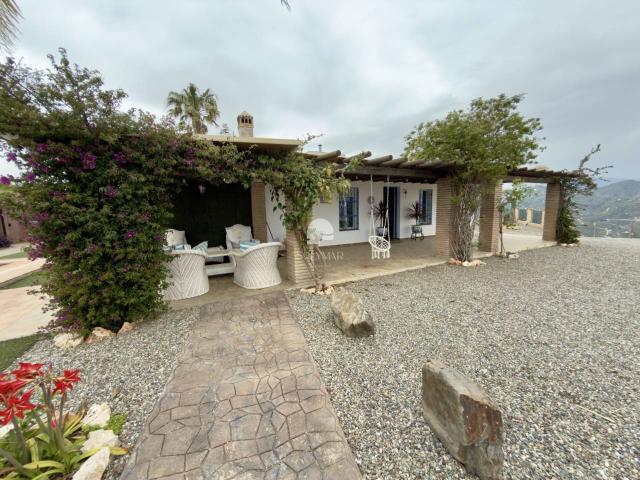Casa rústica en alquiler temporal en Almáchar