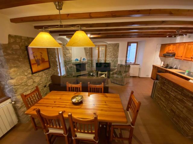 casa rústica en el corazón de palamós: alquila tu hogar cerca del mar. baix empordà